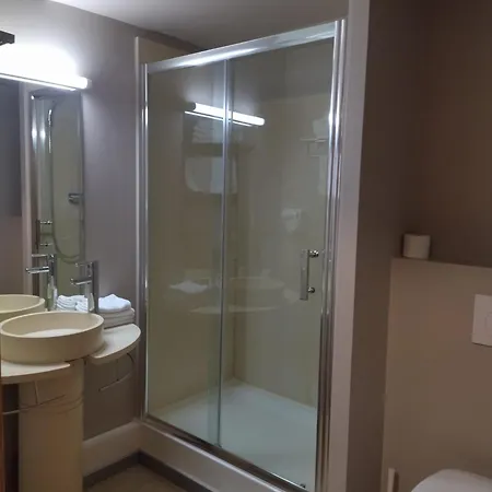 Aux Balcons Du Sancy Hotel apartamentowy