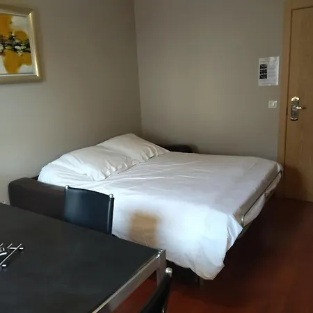 Hotel apartamentowy Aux Balcons Du Sancy 3*