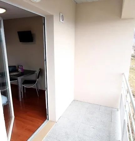 Aux Balcons Du Sancy Hotel apartamentowy 3*